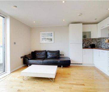 Studio to rent - Photo 2