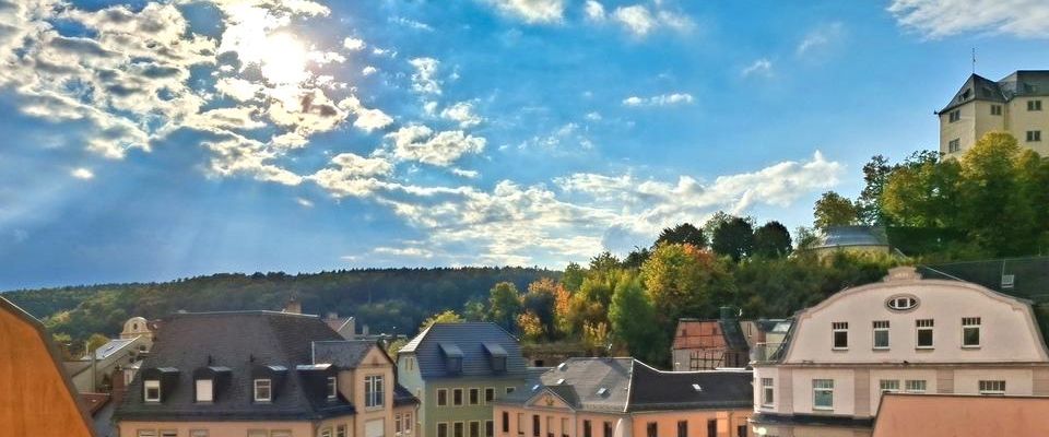 Entspanntes Wohnen im Stadtzentrum mit Blick über die Stadt! - Foto 1