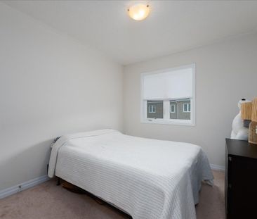 For Lease - 3002 Preserve Drive Unit# 31, Oakville, Ontario - Photo 1