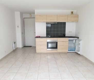 Location appartement 1 pièce, 29.83m², La Roche-sur-Yon - Photo 1