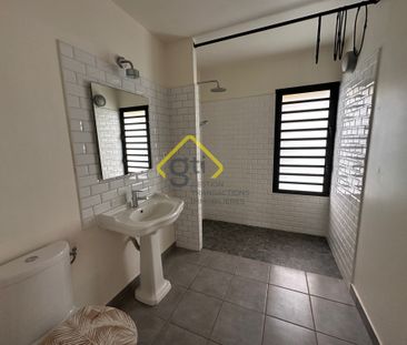 Location Maison 6 pièces 165m² LA MONTAGNE 97417 - Photo 6
