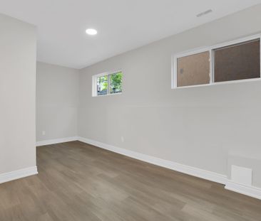 For Lease - 19 Lambton Avenue Unit# Bsmt, Toronto, Ontario - Photo 5
