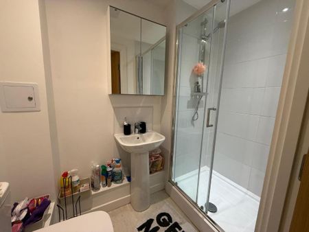 1 bedroom apartment to rent - Photo 4