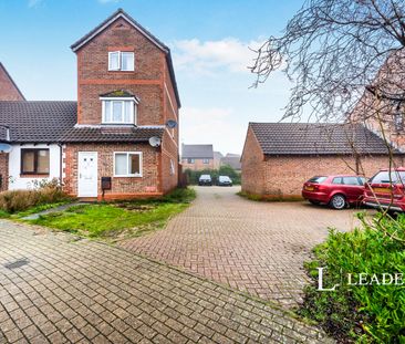 2 bedroom maisonette to rent Twitchen Lane, Furzton, Milton Keynes,... - Photo 4