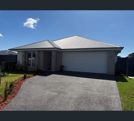 3 Darkmouth St, Chisholm, NSW 2322 - Photo 1