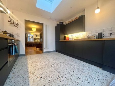 Great Southsea Street, Southsea - Photo 4