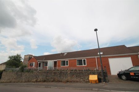 The Annex, Hollyguest Road, Hanham, BS15 - Photo 5