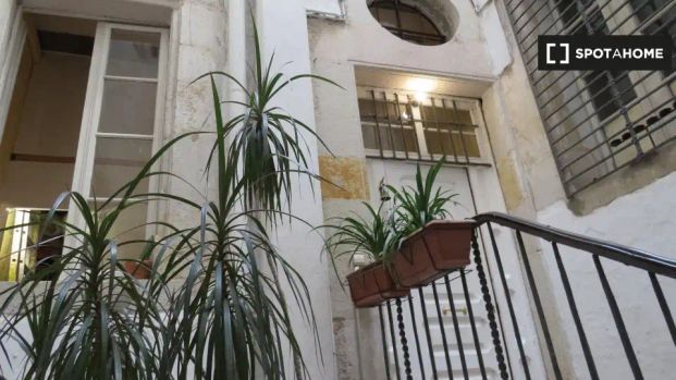 Piso de alquiler en Sant Pere, Sta. Caterina i la Ribera - Photo 1