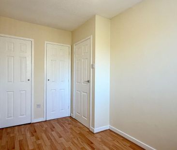 2 bedroom semi-detached house to rent - Photo 3