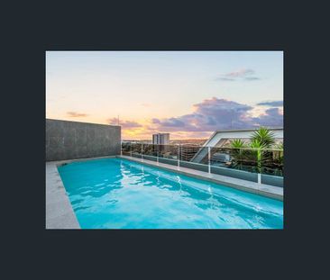 FURNISHED APARTMENT WITHIN THE PRESTIGIOUS CENTRA TOOWONG BUILDING! - Photo 5