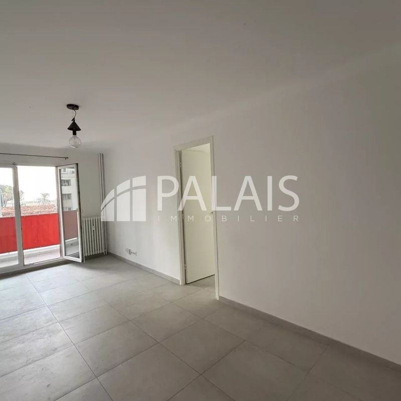 4P vide FERBER- CASSIN - Photo 1