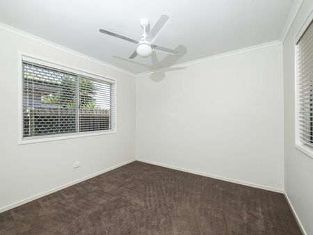 Modern Harristown Unit - Photo 2