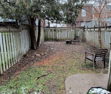 For Lease - 382 Margueretta Street Unit# Main, Toronto, Ontario - Photo 6