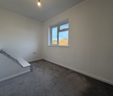 Tuxford Avenue - Photo 3