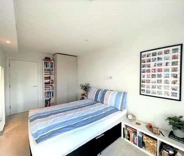 Station Road, Edgware, HA8 - Photo 4