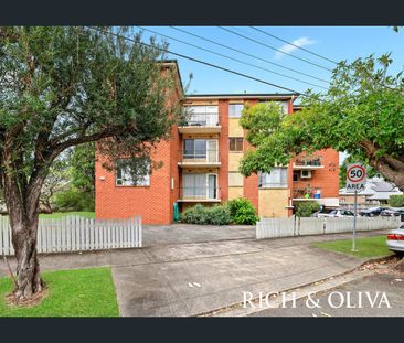 REGISTER TO INSPECT WEDNESDAY EVENING 1/04 OR CONTACT AGENT - Photo 6