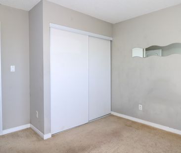 For Lease - 2202 Batters Loop, Innisfil, Ontario - Photo 3