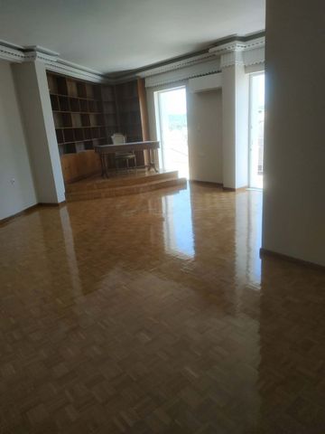 Διαμέρισμα για ενοικίαση - Πύργος, - Φωτογραφία 5