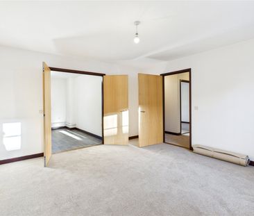 St. William Court, Kesgrave, Ipswich, Suffolk, IP5 2QP - Photo 1