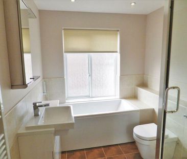 1 bedroom flat to rent - Photo 6