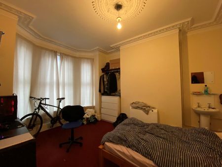 5 bedroom terraced house to rent - Photo 2