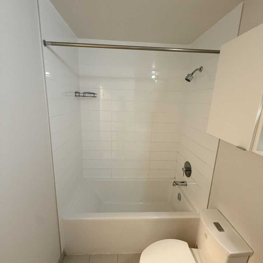 For Lease - 62 Forest Manor Road Unit# 210, Toronto, Ontario - Photo 1