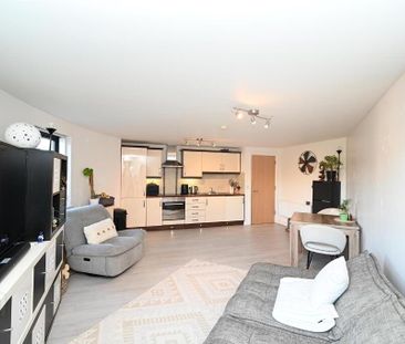 13 Titanic Walk, Ballymacarrett Road, Belfast, BT4 1BT - Photo 2