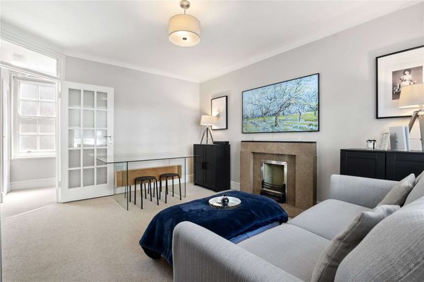Spacious one bedroom flat on Ladbroke Square - Photo 1