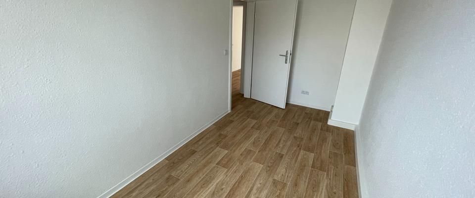 Neues frisch saniertes Zuhause mit Balkon und neuem Duschbad im EG - Photo 1