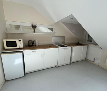 Location Appartement 3 pièces 38m² COULOMMIERS 77120 - Photo 2