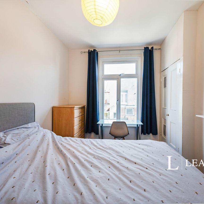 4 bedroom house to rent Mafeking Road, PO4 - Photo 1