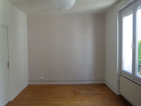 Location Appartement 2 pièces 45m² REIMS 51100 - Photo 4