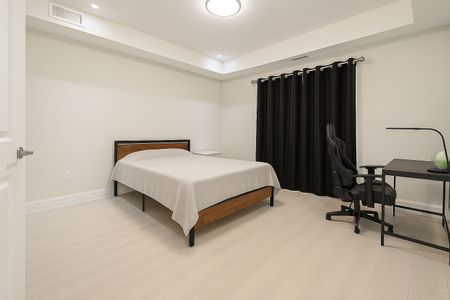 For Lease - 233 Watson Avenue Unit# 404, Windsor, Ontario - Photo 4