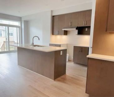 For Lease - 704 Pipit Lane, Barrhaven, Ontario - Photo 2