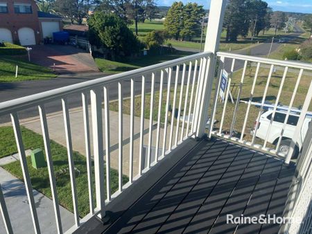 Modern Townhouse Living by the Shoalhaven River - Photo 3