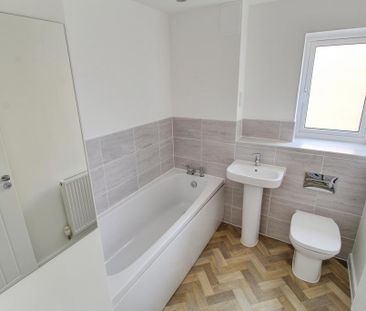 3 bedroom semi-detached house to rent - Photo 1