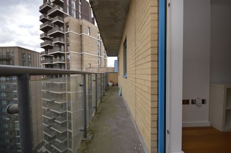 2 Bed Flat, Westgate Apartments, E16 - Photo 4