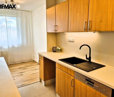 Pronájem bytu 3+1 80 m² - Photo 3