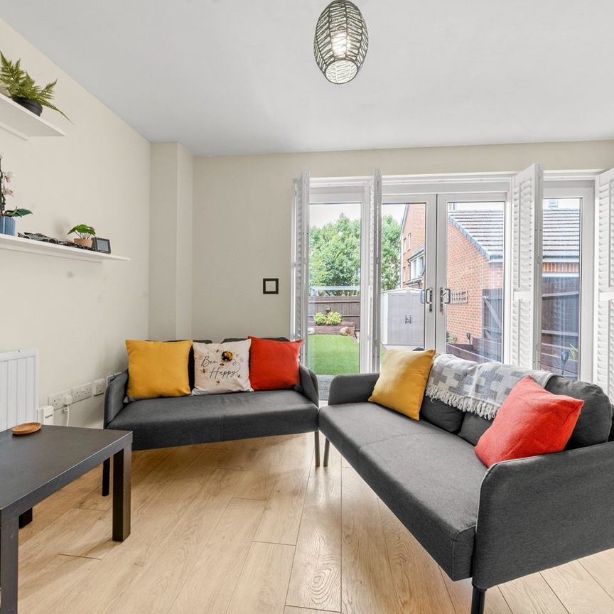 5 Bed Terraced House, Wider Mead, BS16 - Photo 1