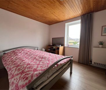 Charmante woning met 3 slaapkamers en garage - Photo 3