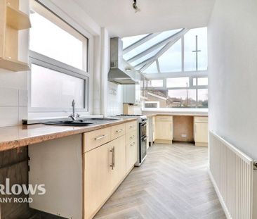 3 bedroom semi-detached house to rent - Photo 6