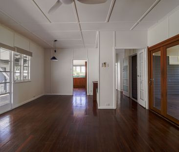 CHARACTER-FILLED LIVING WITH SHED, RUMPUS & AIR CONDITIONING THROUG... - Photo 6