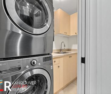 House in Vancouver East Side, British Columbia - Photo 2