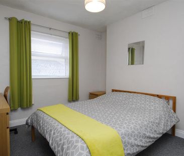 4 bedroom house to rent - Photo 3