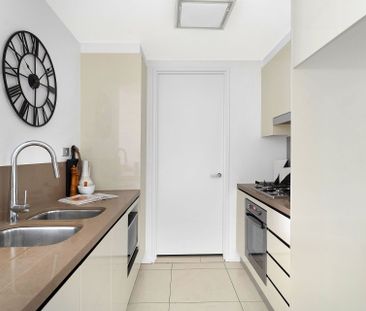 Modern Elegance in Premiere Location! - Photo 4