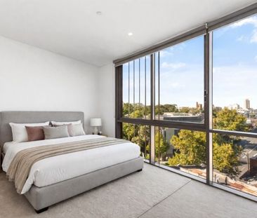 Stylish Central Park Apartment with Balcony & Parking | Prime Chipp... - Photo 4