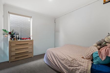 Modern & Stylish Ramarama Living - Photo 4