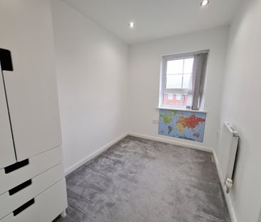 Skipper Close, Hemel Hempstead - Photo 2