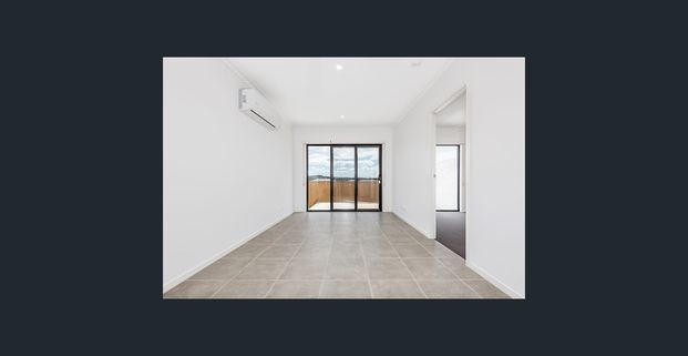 NEAR NEW DUPLEX IN SANCTUARY ESTATE - Photo 1