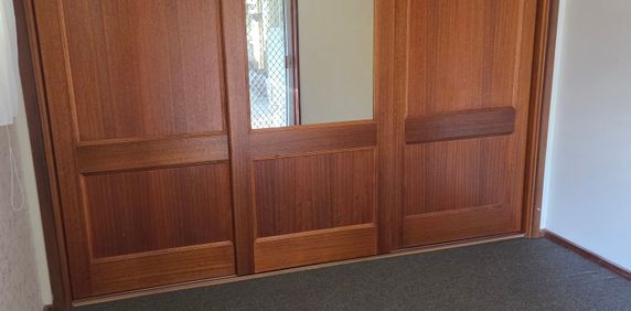 Morphett Vale - Photo 2